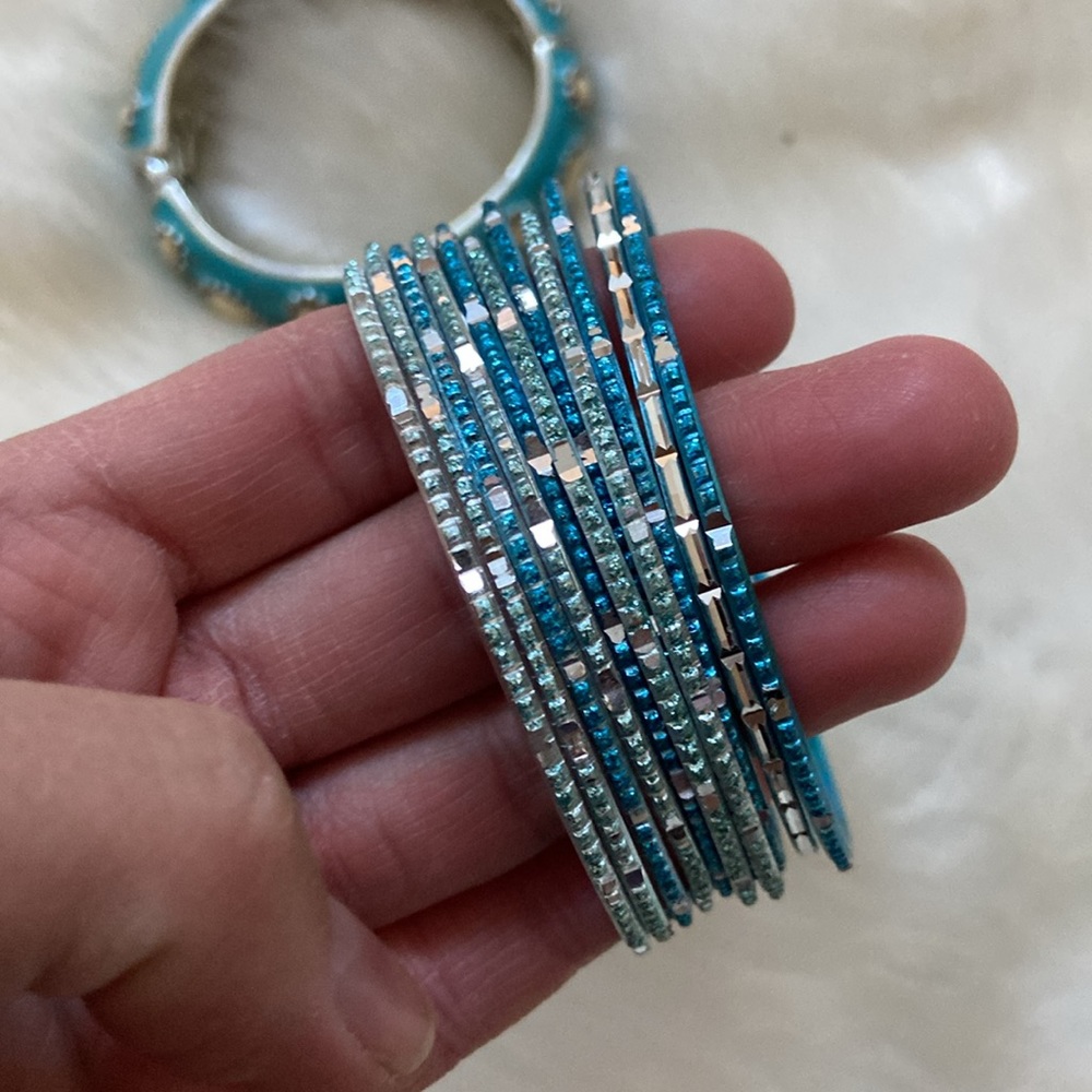 Blue bangle bundle - Picture 4 of 7